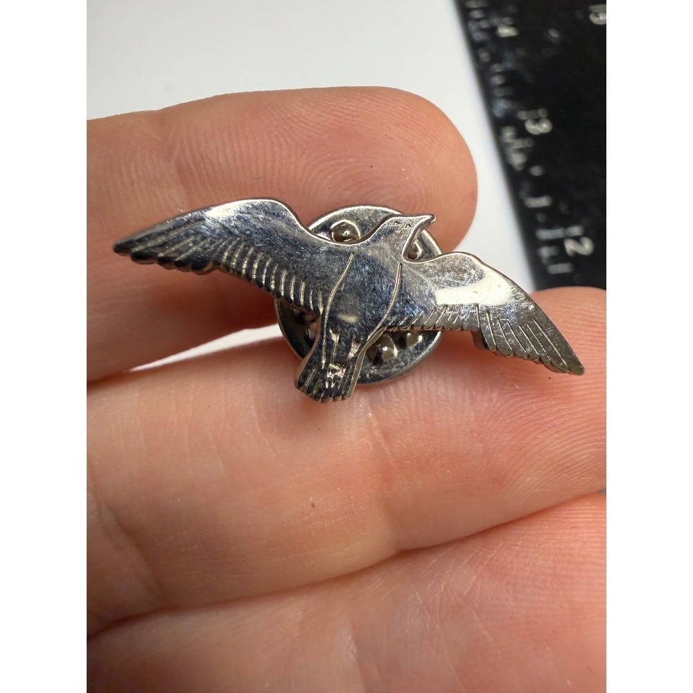 Silver Tone Seagull Bird in Flight Lapel Pin Nautical Maritime Hat Pin